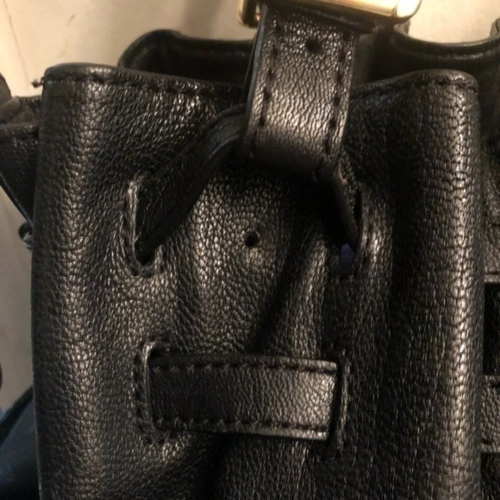 Michael kors black leather gathered bag